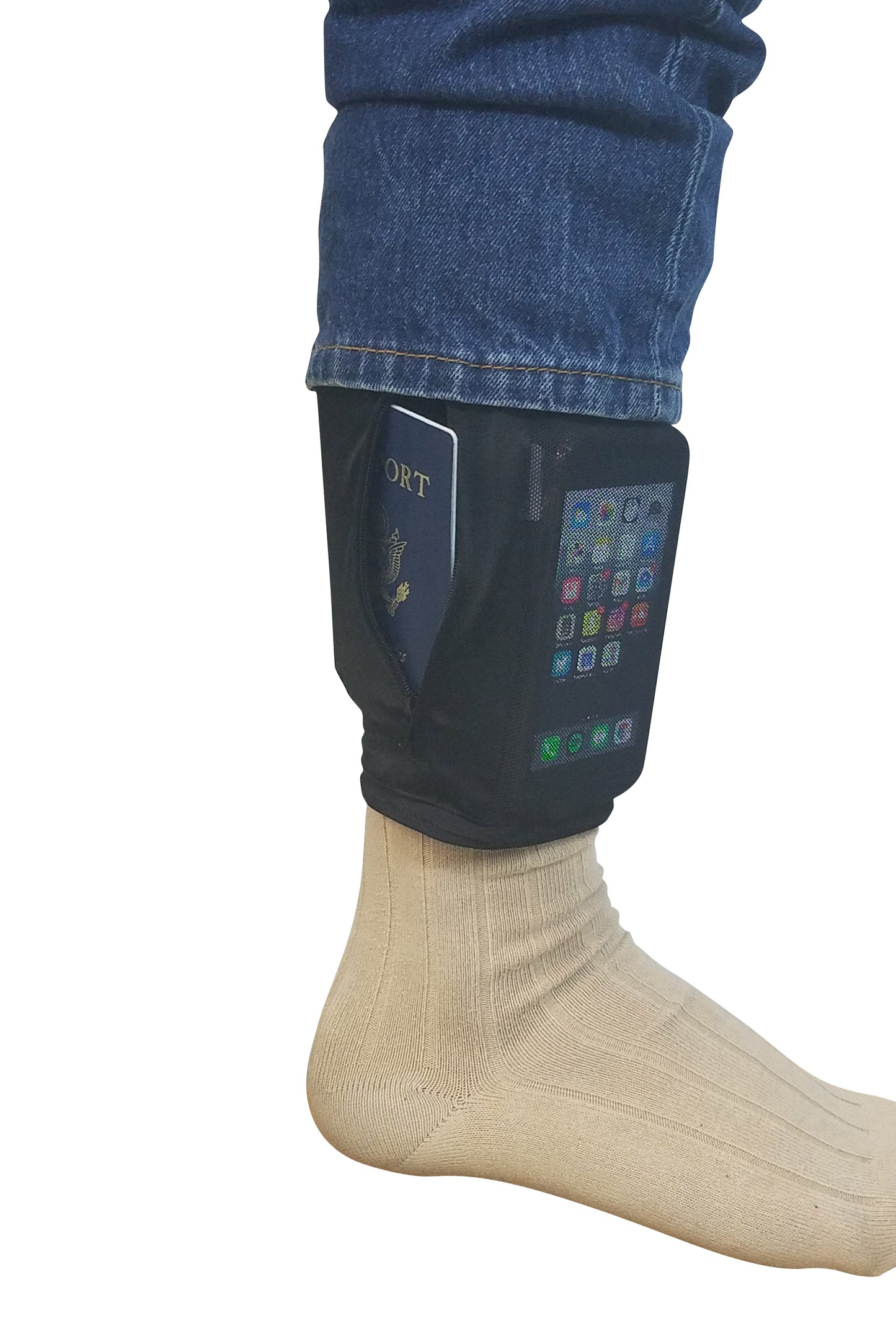 Leg Stash (#115) Holds passport, phone, cash and valuables undercover. - En Route Travelware